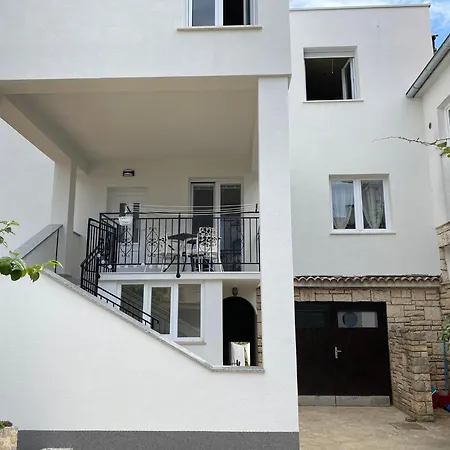 Neti Apartment